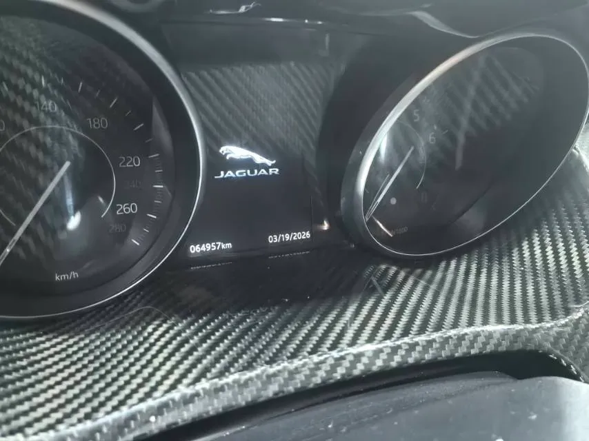 2018 Jaguar E-PACE 2.0T 249HP L4 9AT,autocango,china used car exporter,china ev exporter,chinese used car exporter,chinese used ev exporter