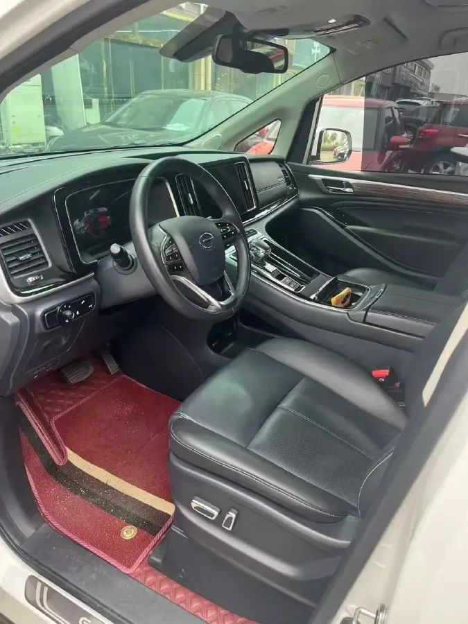 2021 GAC Trumpchi M8 2.0T 252HP L4 8AT,autocango,china used car exporter,china ev exporter,chinese used car exporter,chinese used ev exporter