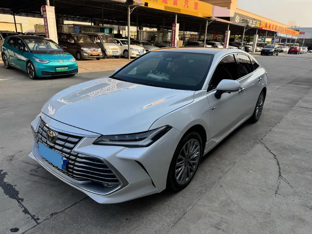 2024 Toyota Avalon 2.0L 152HP L4 E-CVT Hybrid,autocango,china used car exporter,china ev exporter,chinese used car exporter,chinese used ev exporter