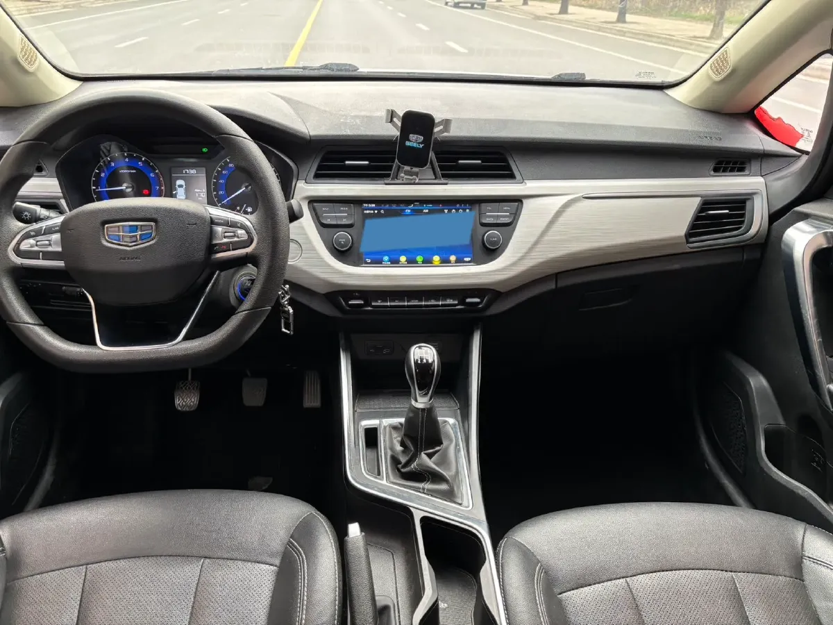 2018 WuLing HongGuang 1.5L 105HP L4 5MT,autocango,china used car exporter,china ev exporter,chinese used car exporter,chinese used ev exporter