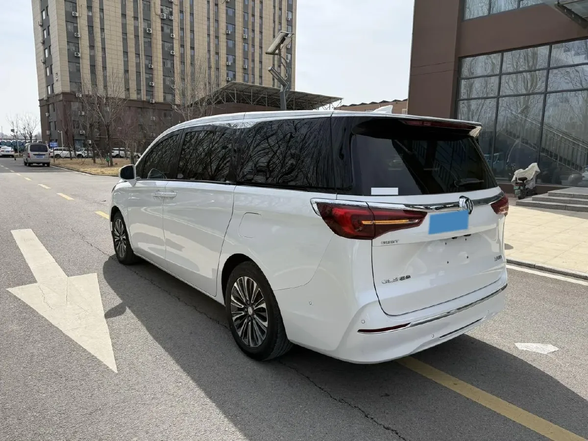 2021 Buick GL8 2.0T 237HP L4 9AT,autocango,china used car exporter,china ev exporter,chinese used car exporter,chinese used ev exporter