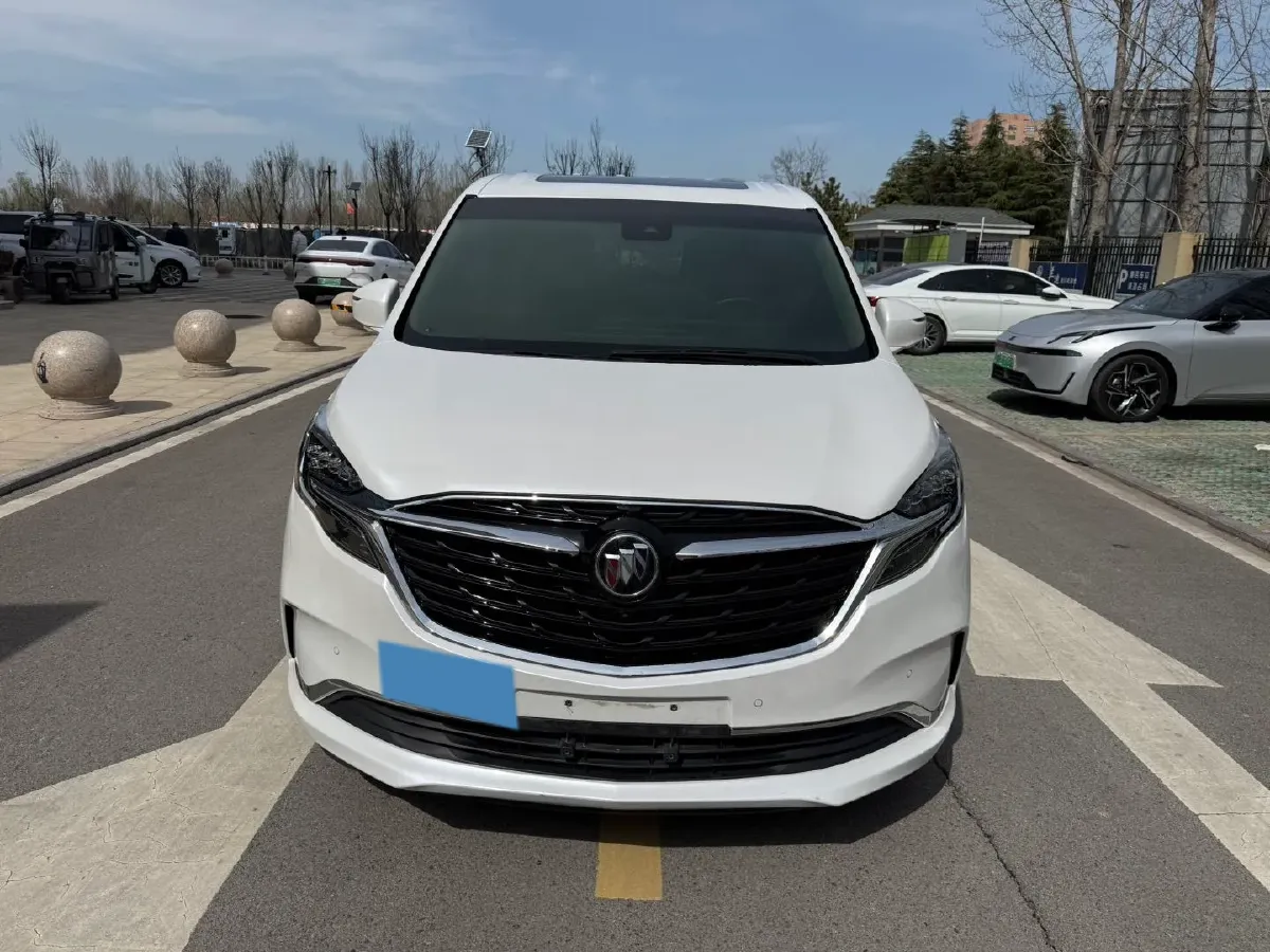 2021 Buick GL8 2.0T 237HP L4 9AT,autocango,china used car exporter,china ev exporter,chinese used car exporter,chinese used ev exporter