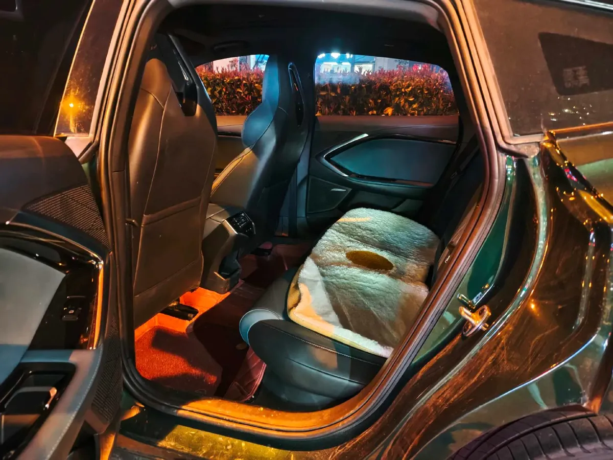 2023 MG 7 2.0T 261HP L4 9AT,autocango,china used car exporter,china ev exporter,chinese used car exporter,chinese used ev exporter