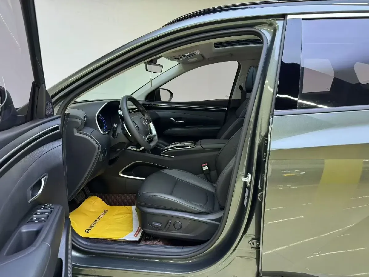 2023 Hyundai Tucson 1.5T 200HP L4 8AT,autocango,china used car exporter,china ev exporter,chinese used car exporter,chinese used ev exporter