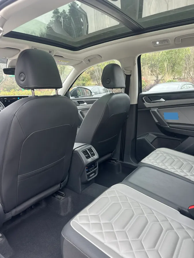 2023 Volkswagen Tayron 1.5T 160HP L4 7DCT,autocango,china used car exporter,china ev exporter,chinese used car exporter,chinese used ev exporter