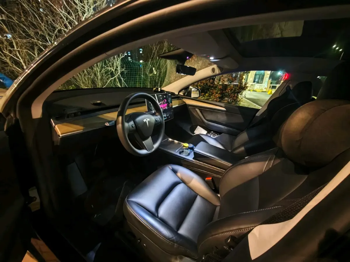 2022 BMW 3 Series 2.0T 184HP L4 8AT,autocango,china used car exporter,china ev exporter,chinese used car exporter,chinese used ev exporter