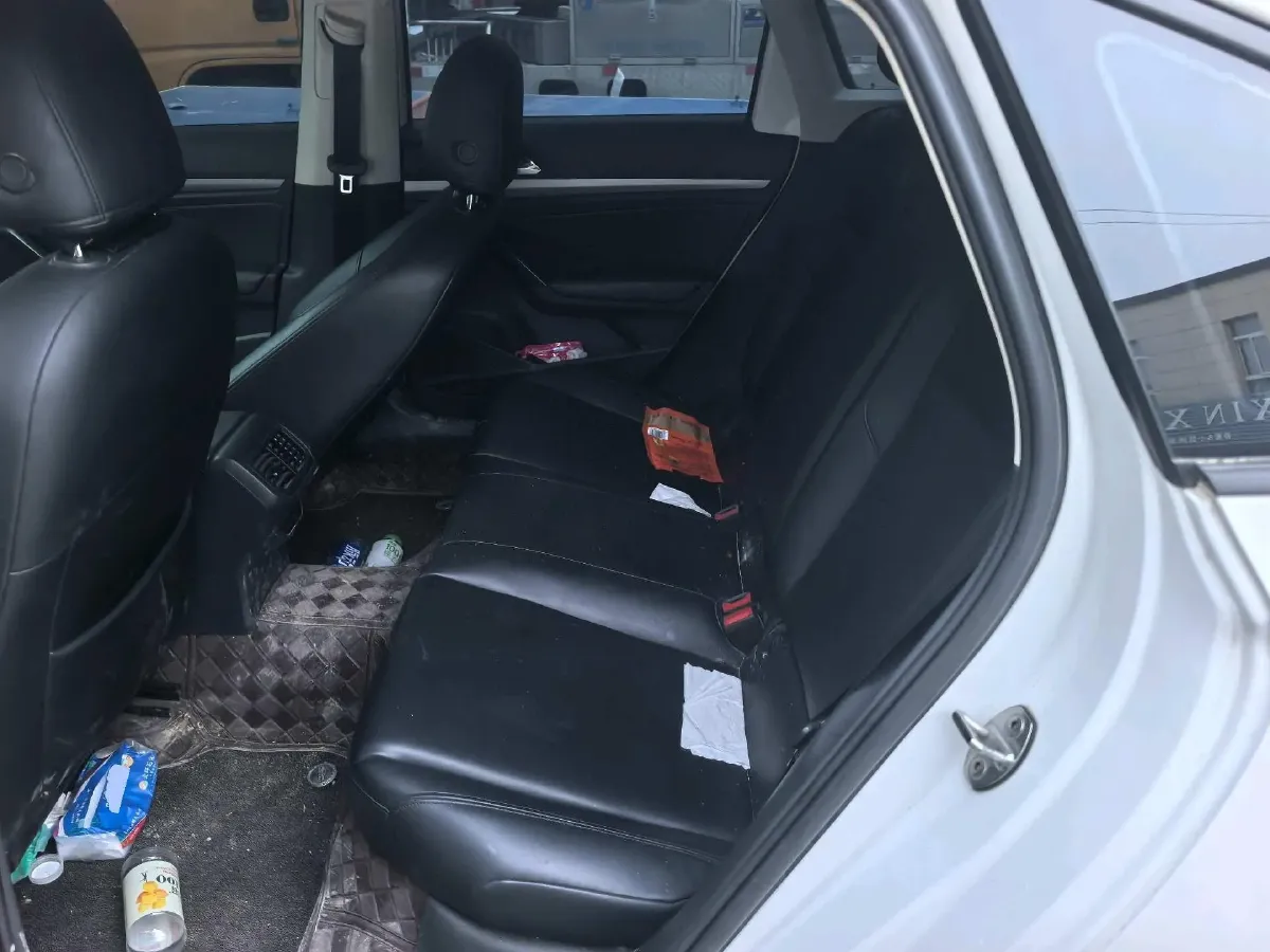 2019 Volkswagen T-Cross 1.5L 113HP L4 6AT,autocango,china used car exporter,china ev exporter,chinese used car exporter,chinese used ev exporter