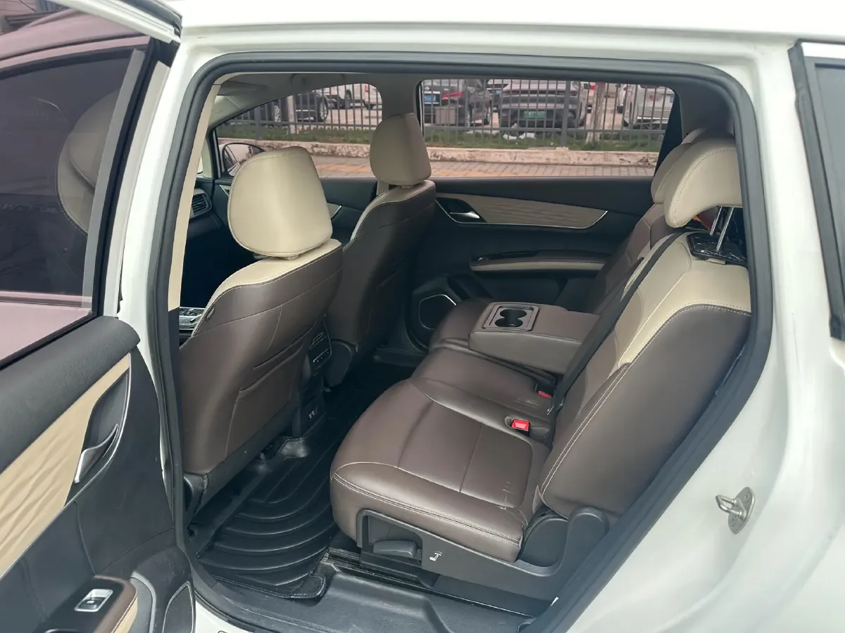 2022 Exceed LXC-DM 1.5T 156HP L4 3DHT PHEV 19.27KWH,autocango,china used car exporter,china ev exporter,chinese used car exporter,chinese used ev exporter