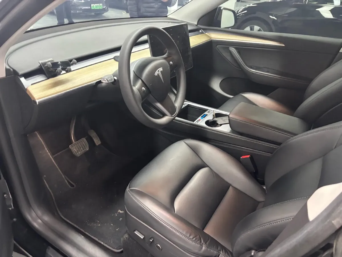 2022 Tesla Model Y BEV 60KWH,autocango,china used car exporter,china ev exporter,chinese used car exporter,chinese used ev exporter