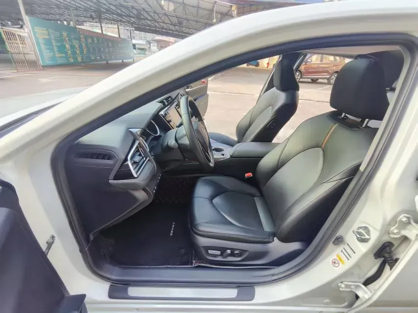 2018 Toyota Camry 2.0L 169HP L4 6AT,autocango,china used car exporter,china ev exporter,chinese used car exporter,chinese used ev exporter