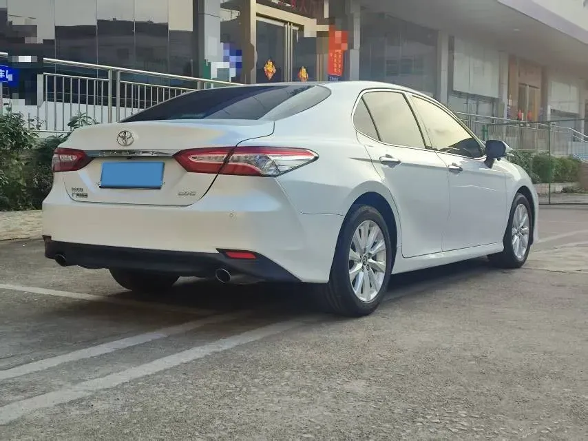 2018 Toyota Camry 2.0L 169HP L4 6AT,autocango,china used car exporter,china ev exporter,chinese used car exporter,chinese used ev exporter