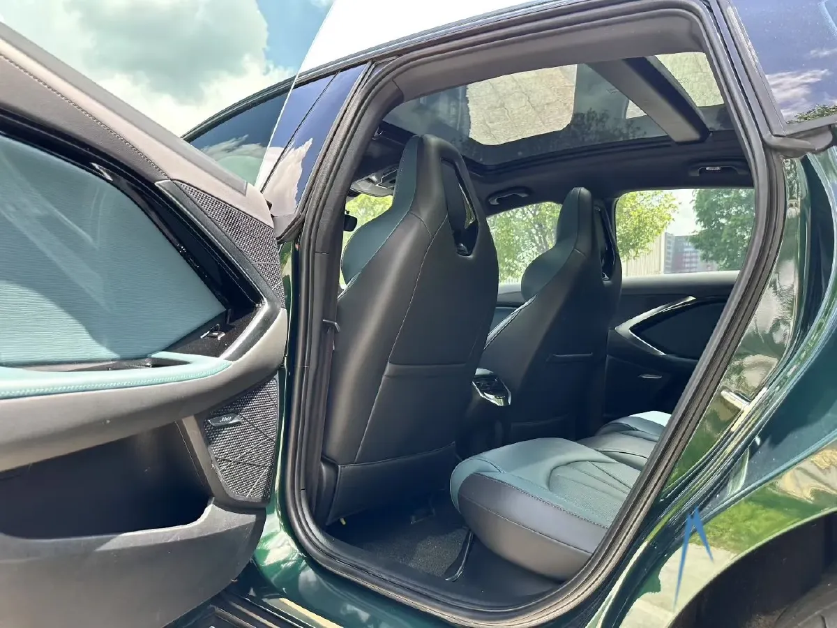 2023 MG 7 2.0T 261HP L4 9AT,autocango,china used car exporter,china ev exporter,chinese used car exporter,chinese used ev exporter