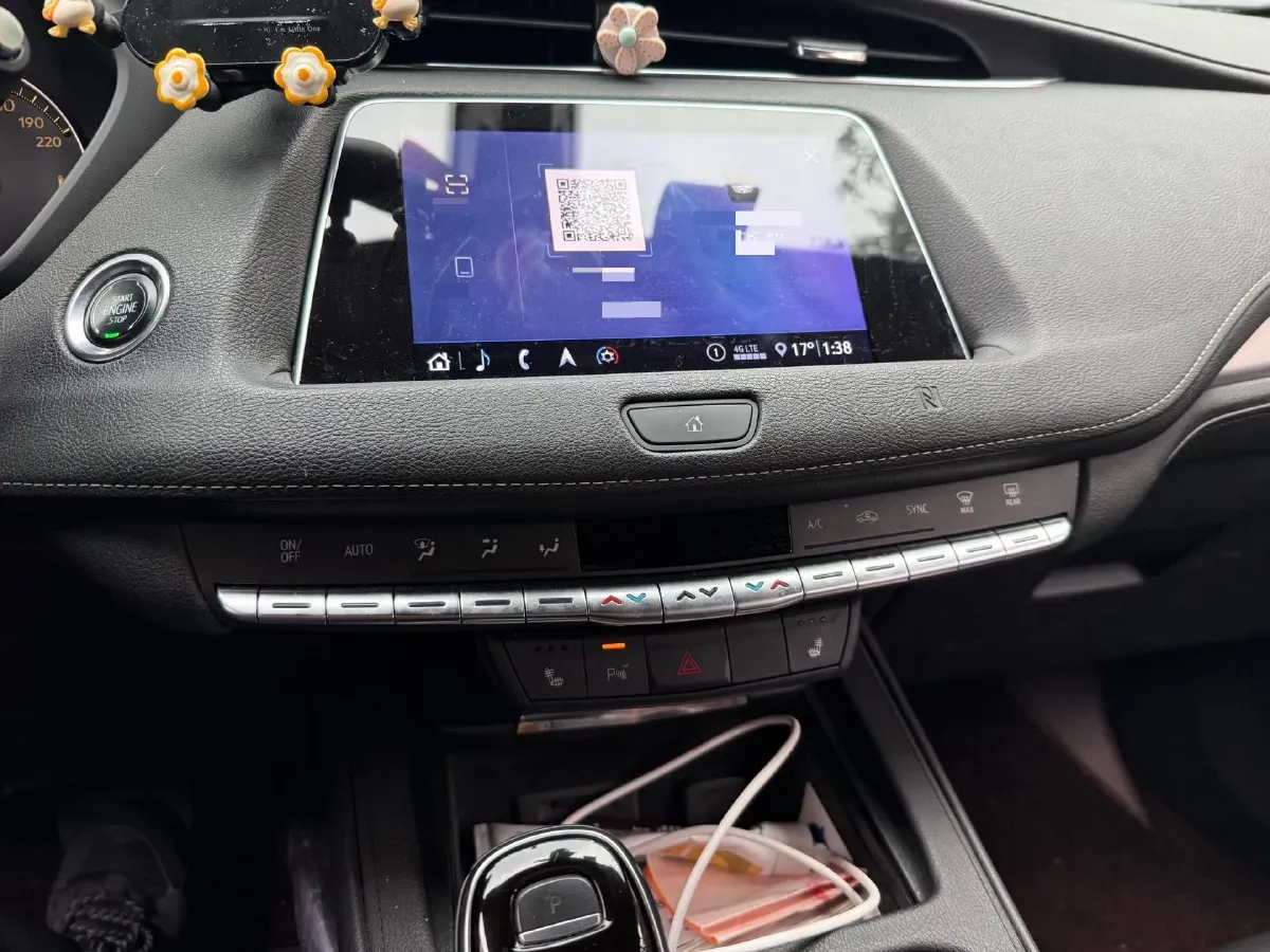 2020 Cadillac XT4 2.0T 237HP L4 9AT,autocango,china used car exporter,china ev exporter,chinese used car exporter,chinese used ev exporter