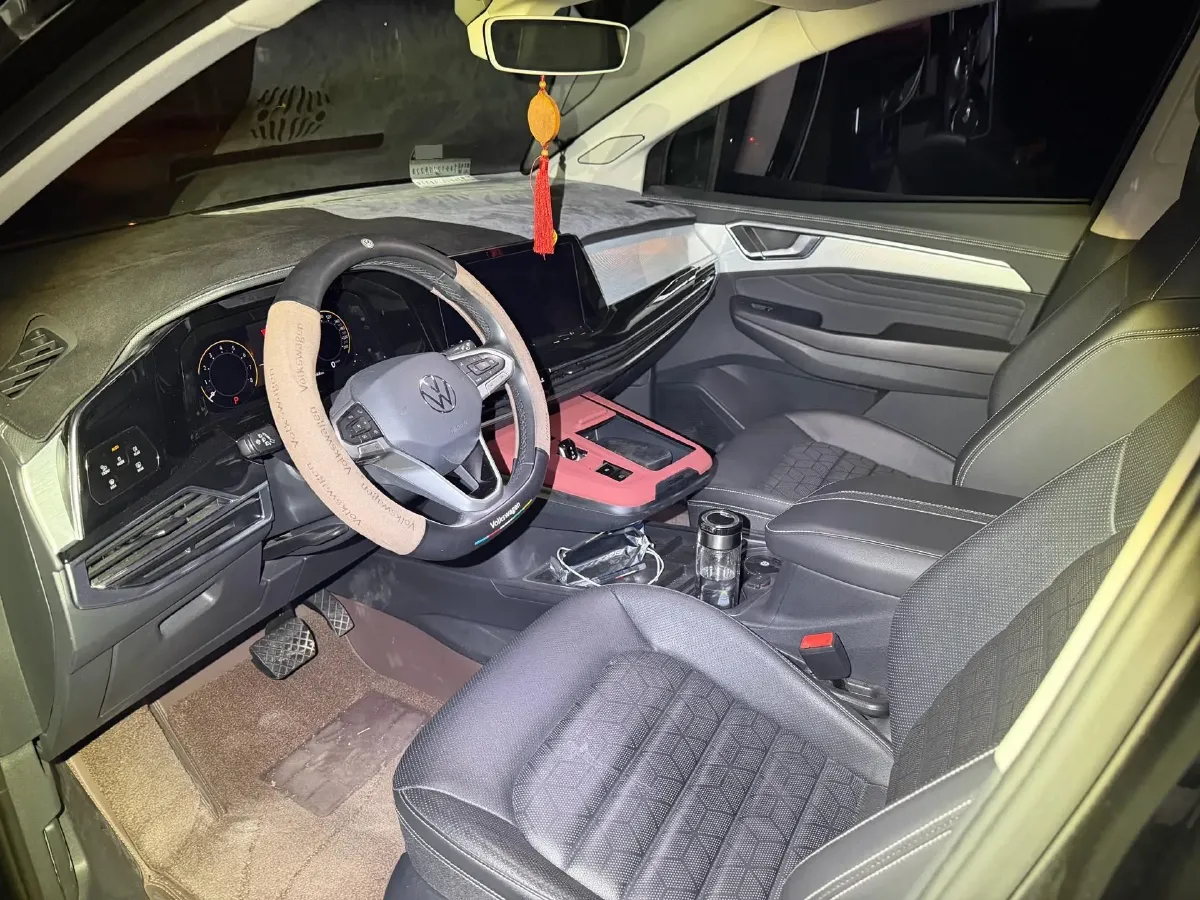 2022 Volkswagen Talagon 2.0T 220HP L4 7DCT,autocango,china used car exporter,china ev exporter,chinese used car exporter,chinese used ev exporter