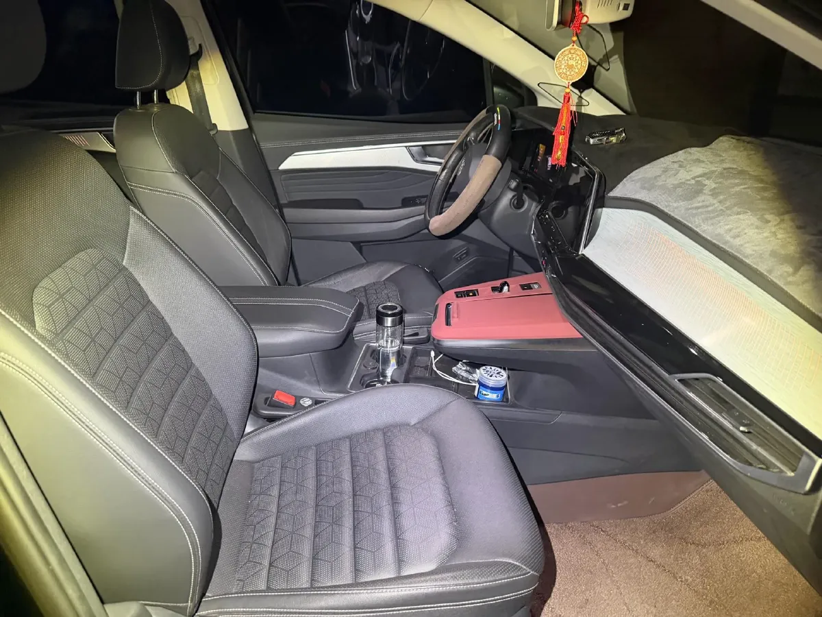 2022 Volkswagen Talagon 2.0T 220HP L4 7DCT,autocango,china used car exporter,china ev exporter,chinese used car exporter,chinese used ev exporter