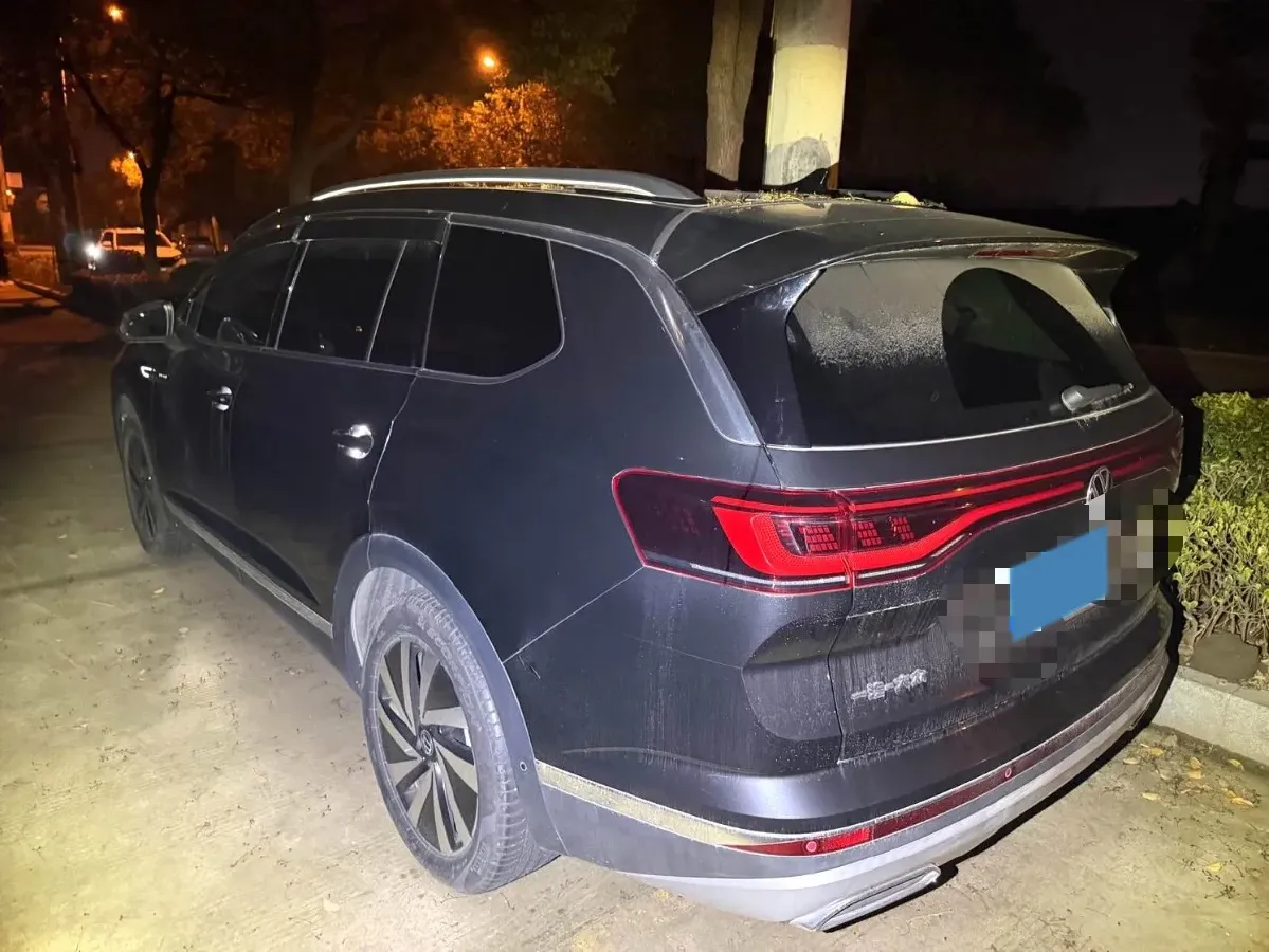 2022 Volkswagen Talagon 2.0T 220HP L4 7DCT,autocango,china used car exporter,china ev exporter,chinese used car exporter,chinese used ev exporter