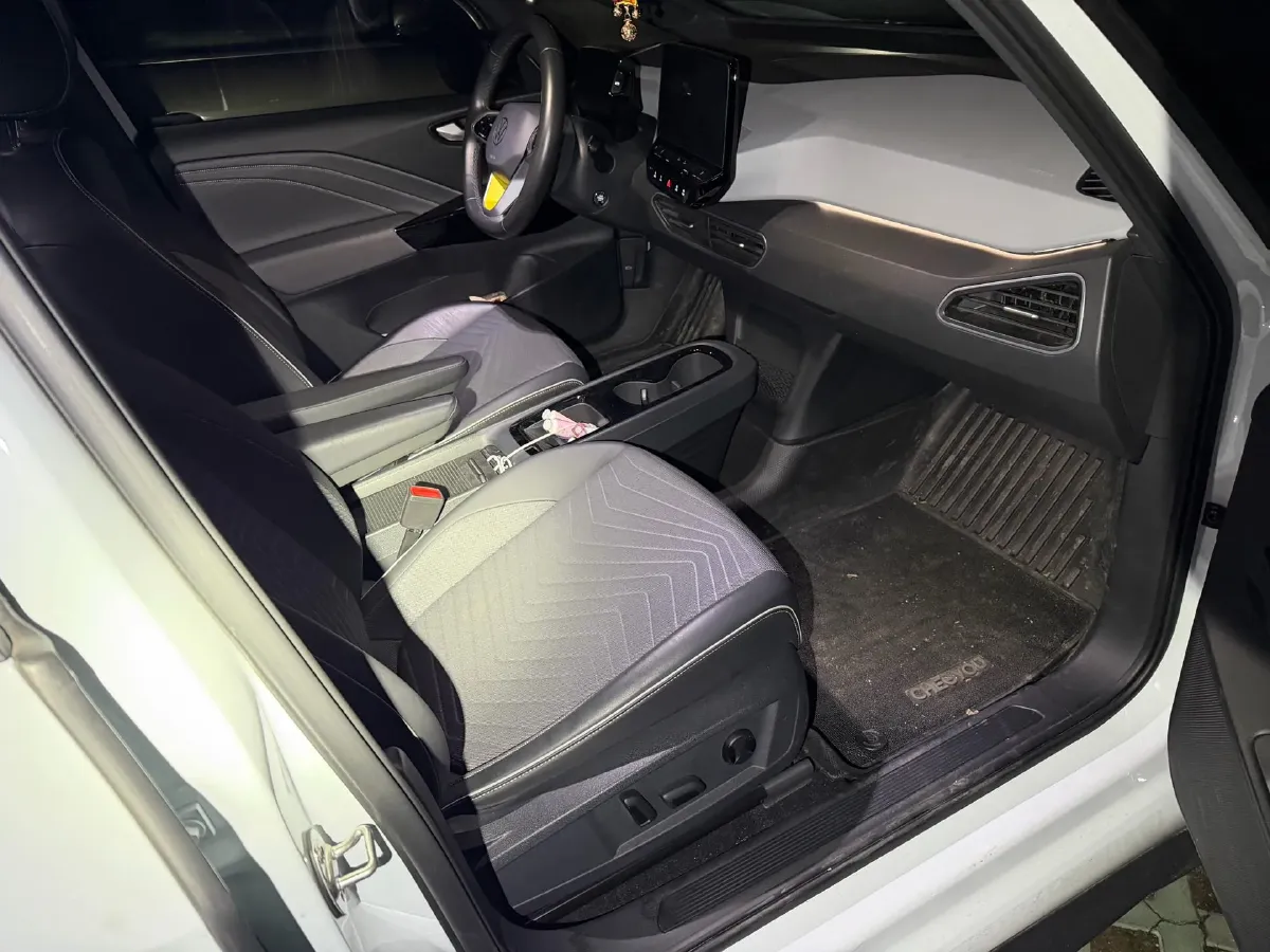 2024 Volkswagen ID.3 BEV 52.8KWH,autocango,china used car exporter,china ev exporter,chinese used car exporter,chinese used ev exporter