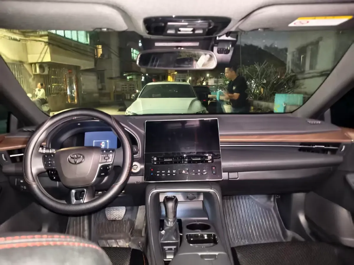 2024 Toyota Avalon 2.0L 173HP L4 CVT,autocango,china used car exporter,china ev exporter,chinese used car exporter,chinese used ev exporter