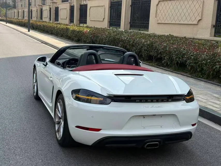 2018 Porsche 718 2.0T 250HP H4 7DCT,autocango,china used car exporter,china ev exporter,chinese used car exporter,chinese used ev exporter