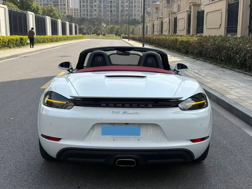 2018 Porsche 718 2.0T 250HP H4 7DCT,autocango,china used car exporter,china ev exporter,chinese used car exporter,chinese used ev exporter