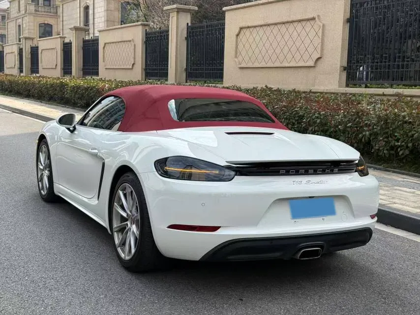 2018 Porsche 718 2.0T 250HP H4 7DCT,autocango,china used car exporter,china ev exporter,chinese used car exporter,chinese used ev exporter