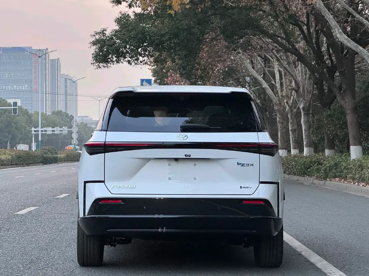 2025 Toyota BZ3X BEV 58.37KWH,autocango,china used car exporter,china ev exporter,chinese used car exporter,chinese used ev exporter