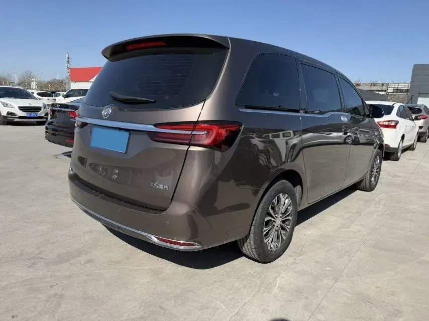 2022 Buick GL8 2.0T 237HP L4 9AT,autocango,china used car exporter,china ev exporter,chinese used car exporter,chinese used ev exporter