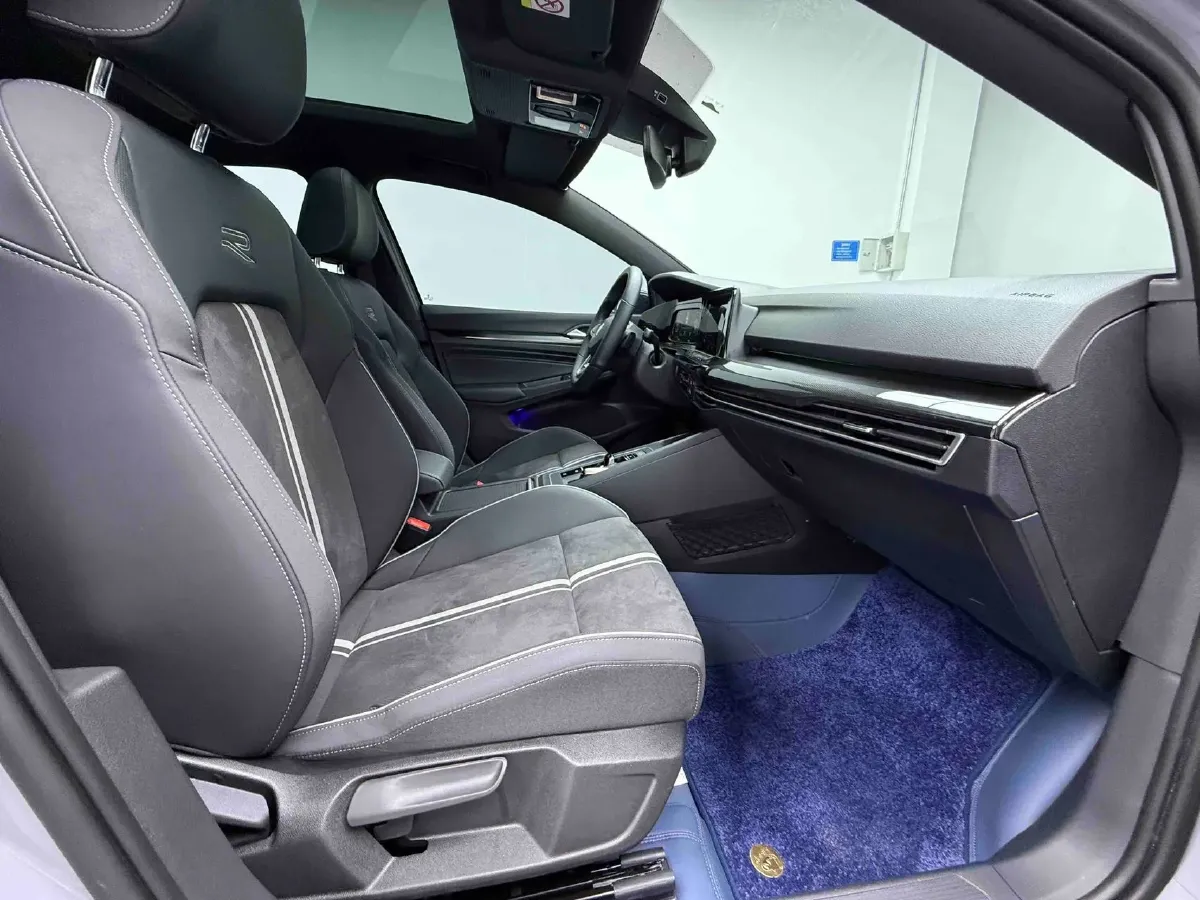 2023 Volkswagen Golf 1.4T 150HP L4 7DCT,autocango,china used car exporter,china ev exporter,chinese used car exporter,chinese used ev exporter