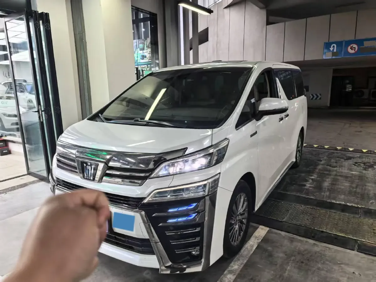 2021 Toyota Vellfire 2.5L 117HP L4 E-CVT Hybrid,autocango,china used car exporter,china ev exporter,chinese used car exporter,chinese used ev exporter