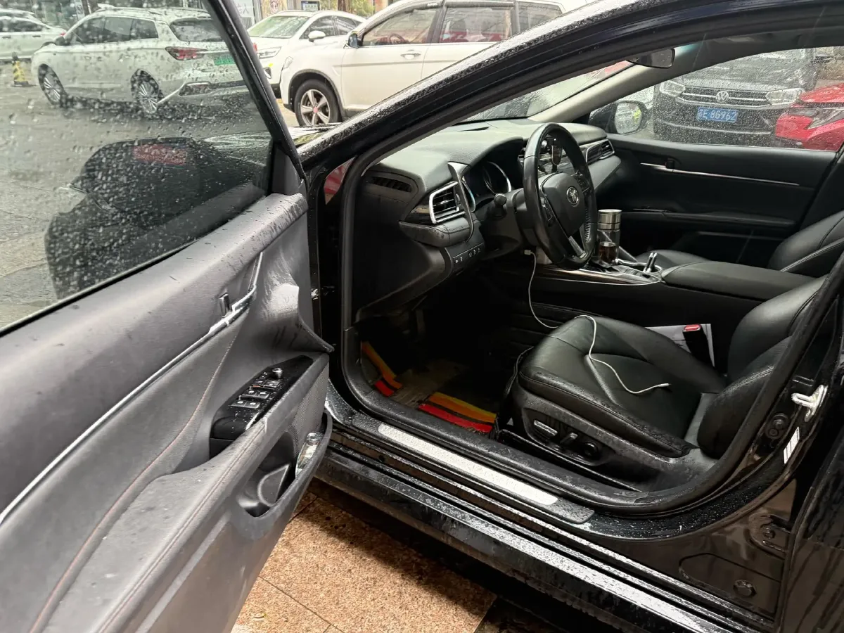 2019 Toyota Camry 2.5L 209HP L4 8AT,autocango,china used car exporter,china ev exporter,chinese used car exporter,chinese used ev exporter