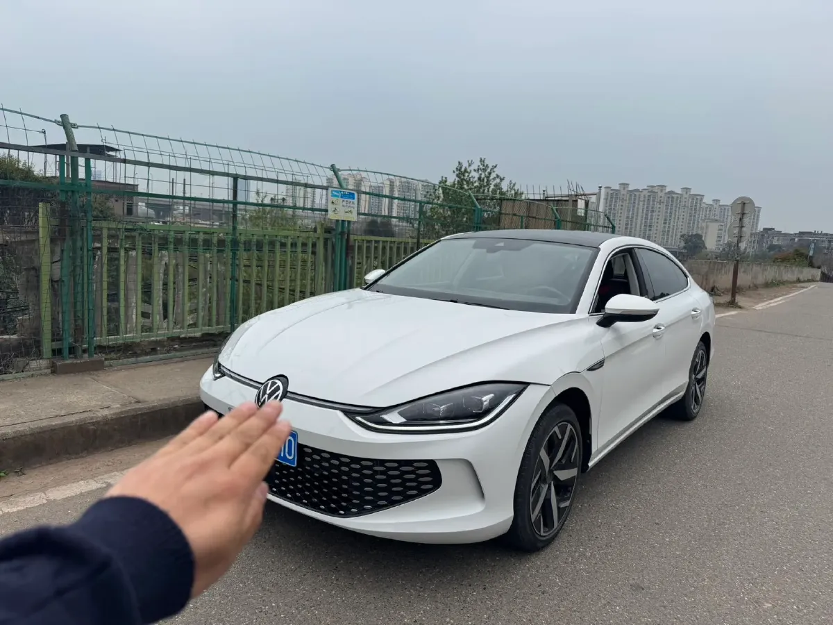 2022 Jetour DASHING i-DM 1.5T 156HP L4 3DHT PHEV 19.27KWH,autocango,china used car exporter,china ev exporter,chinese used car exporter,chinese used ev exporter