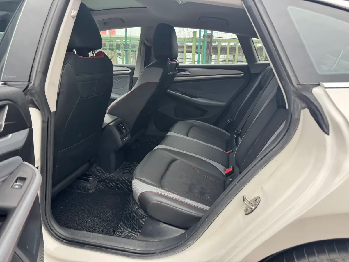 2022 Jetour DASHING i-DM 1.5T 156HP L4 3DHT PHEV 19.27KWH,autocango,china used car exporter,china ev exporter,chinese used car exporter,chinese used ev exporter