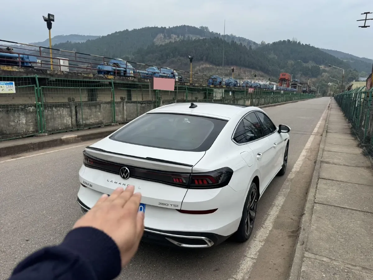 2022 Jetour DASHING i-DM 1.5T 156HP L4 3DHT PHEV 19.27KWH,autocango,china used car exporter,china ev exporter,chinese used car exporter,chinese used ev exporter