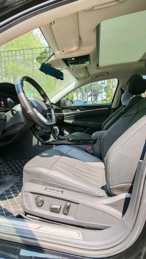 2022 Skoda Kodiak GT 2.0T 186HP L4 7DCT,autocango,china used car exporter,china ev exporter,chinese used car exporter,chinese used ev exporter