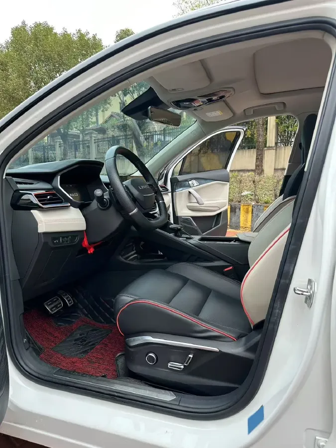 2020 LYNK&CO 06 1.5T 177HP L3 7DCT,autocango,china used car exporter,china ev exporter,chinese used car exporter,chinese used ev exporter