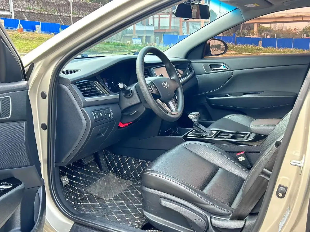 2017 Hyundai Mistra 1.8L 143HP L4 6AT,autocango,china used car exporter,china ev exporter,chinese used car exporter,chinese used ev exporter