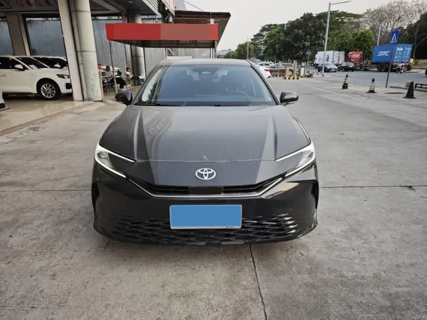 2024 Toyota Camry 2.0L 152HP L4 E-CVT Hybrid,autocango,china used car exporter,china ev exporter,chinese used car exporter,chinese used ev exporter