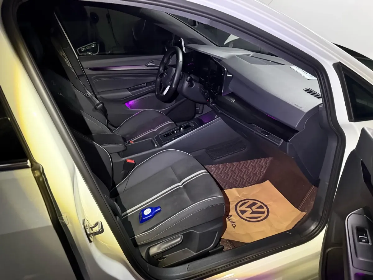 2021 Volkswagen Golf 1.4T 150HP L4 7DCT,autocango,china used car exporter,china ev exporter,chinese used car exporter,chinese used ev exporter