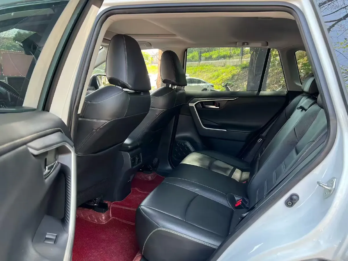 2020 Toyota RAV4 2.0L 171HP L4 CVT,autocango,china used car exporter,china ev exporter,chinese used car exporter,chinese used ev exporter