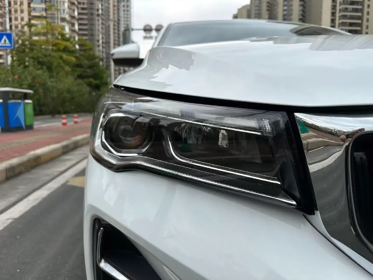 2025 Geely Emgrand 1.5L 127HP L4 CVT,autocango,china used car exporter,china ev exporter,chinese used car exporter,chinese used ev exporter