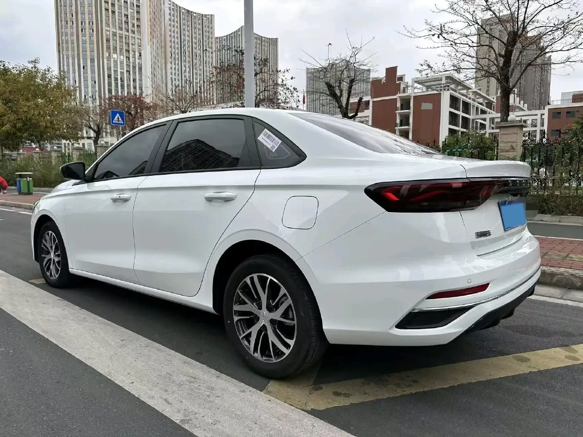 2025 Geely Emgrand 1.5L 127HP L4 CVT,autocango,china used car exporter,china ev exporter,chinese used car exporter,chinese used ev exporter