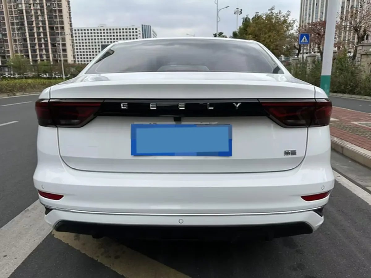 2025 Geely Emgrand 1.5L 127HP L4 CVT,autocango,china used car exporter,china ev exporter,chinese used car exporter,chinese used ev exporter