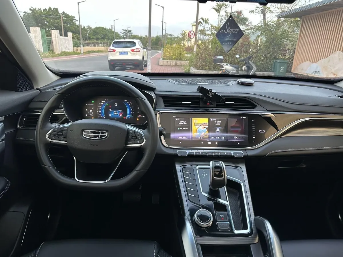 2020 LYNK&CO 02 2.0T 190HP L4 6AT,autocango,china used car exporter,china ev exporter,chinese used car exporter,chinese used ev exporter