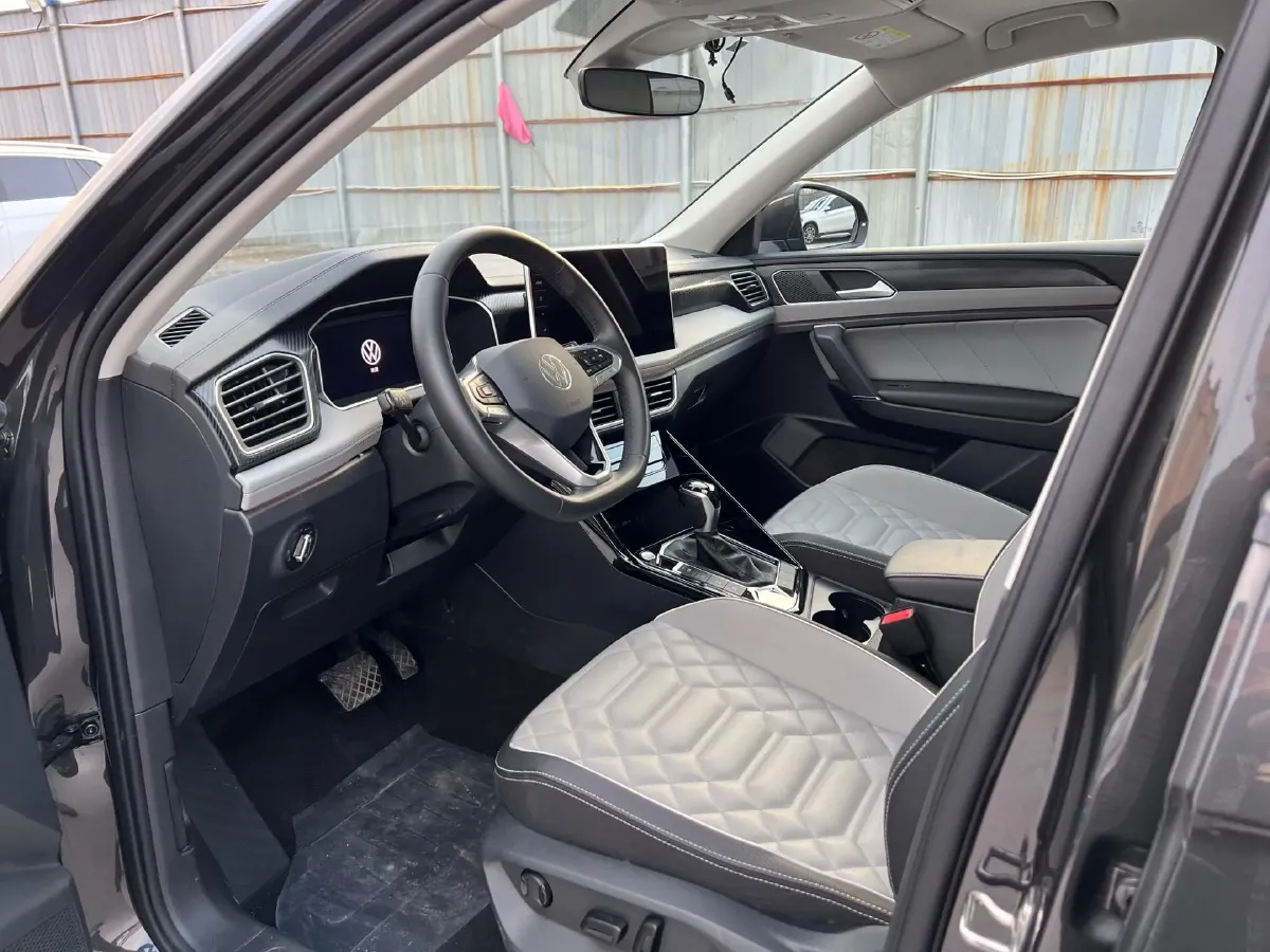 2023 Volkswagen Tayron 1.4T 150HP L4 7DCT,autocango,china used car exporter,china ev exporter,chinese used car exporter,chinese used ev exporter