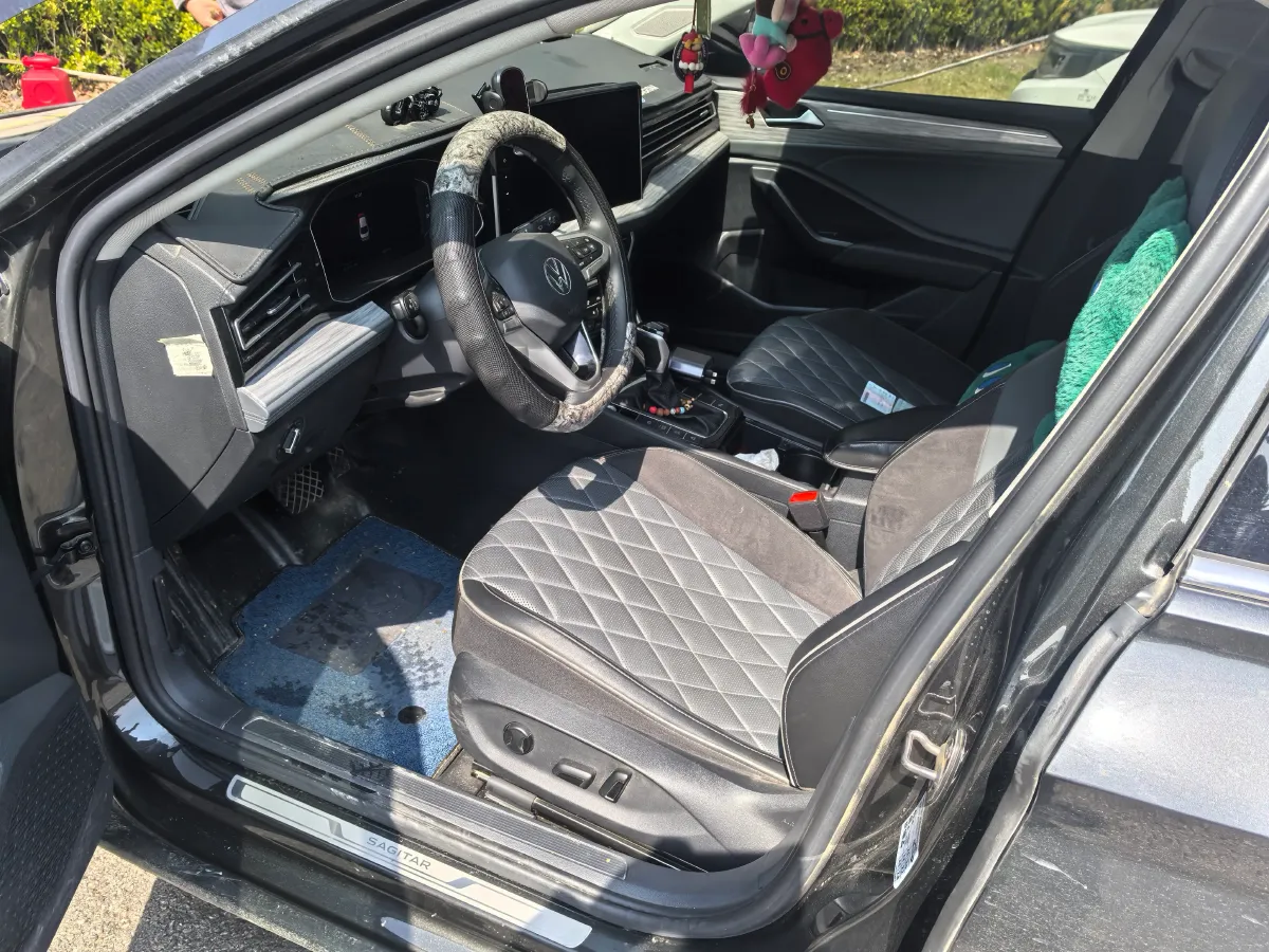 2023 Volkswagen Sagitar 1.5T 160HP L4 7DCT,autocango,china used car exporter,china ev exporter,chinese used car exporter,chinese used ev exporter