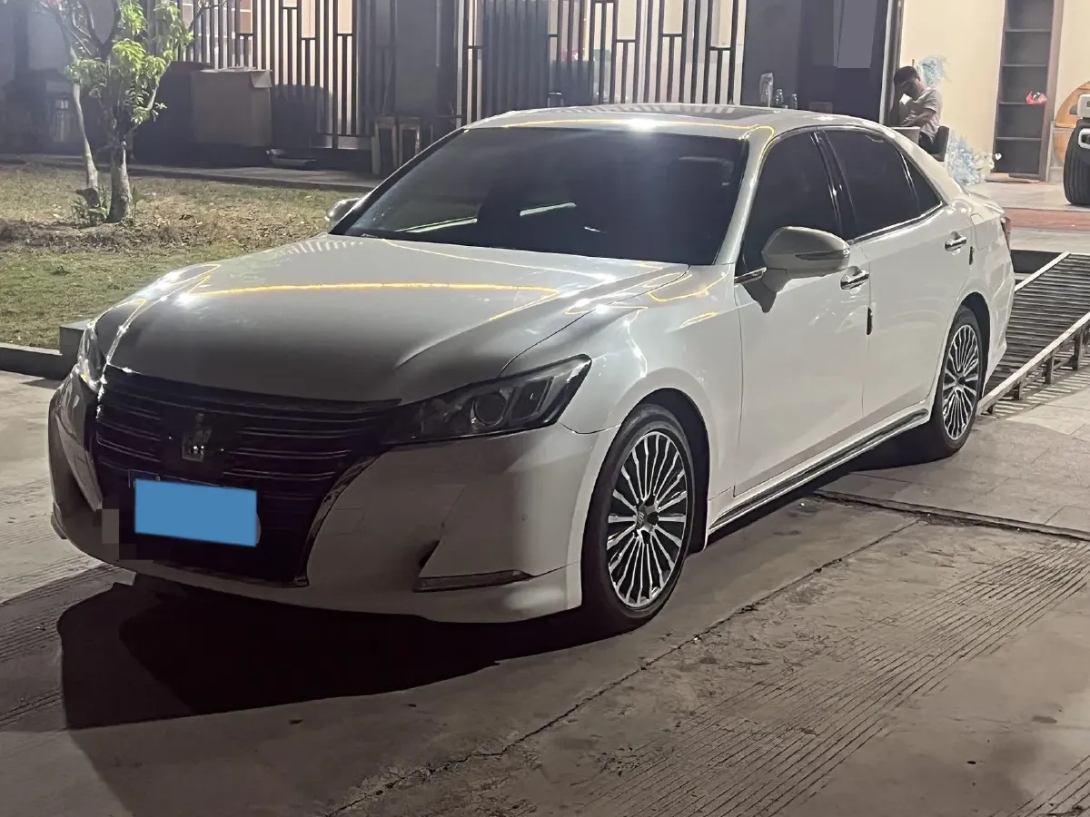 2018 Toyota Highlander 2.0T 220HP L4 6AT,autocango,china used car exporter,china ev exporter,chinese used car exporter,chinese used ev exporter