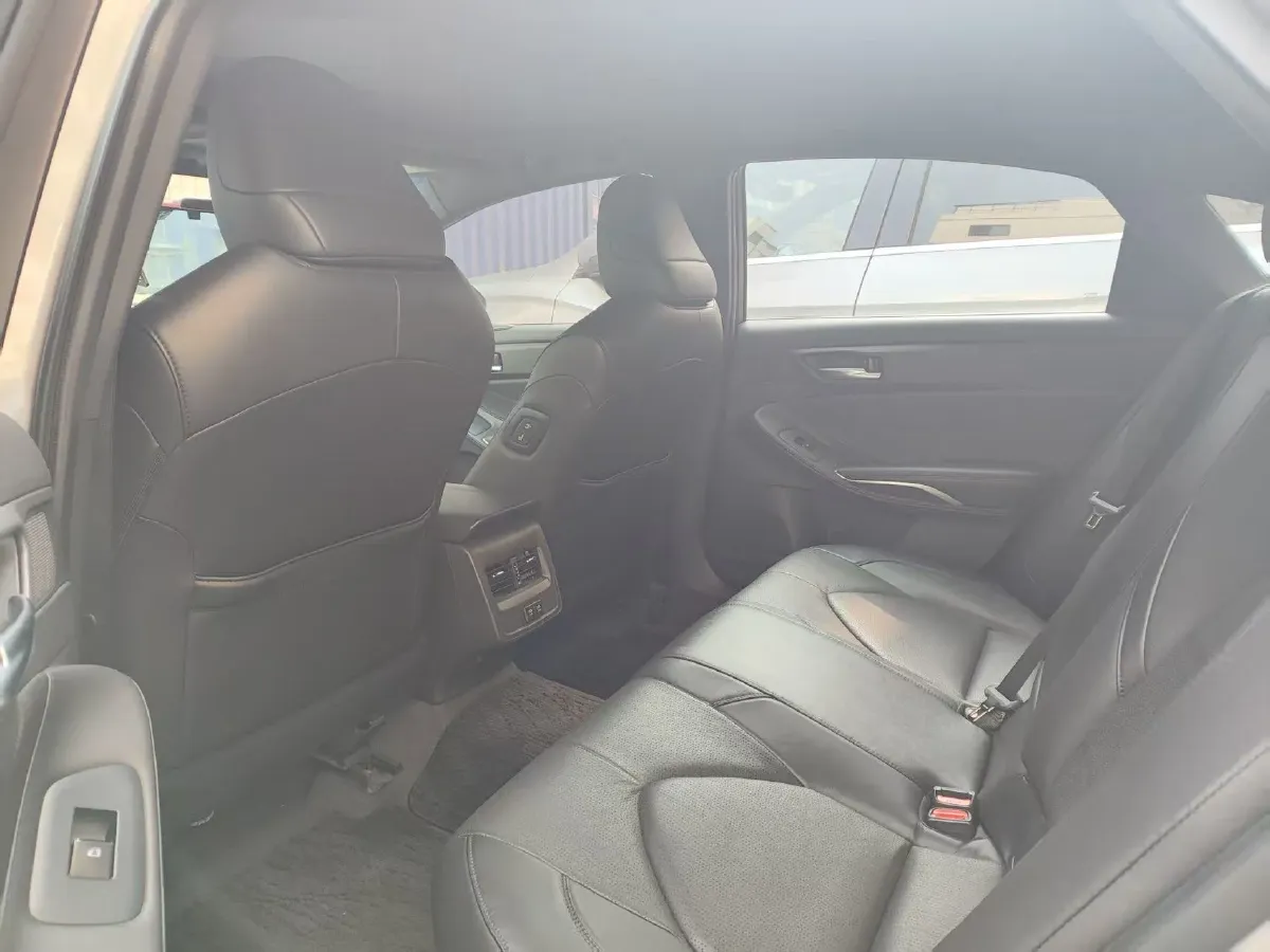 2019 Toyota Avalon 2.5L 178HP L4 E-CVT Hybrid,autocango,china used car exporter,china ev exporter,chinese used car exporter,chinese used ev exporter