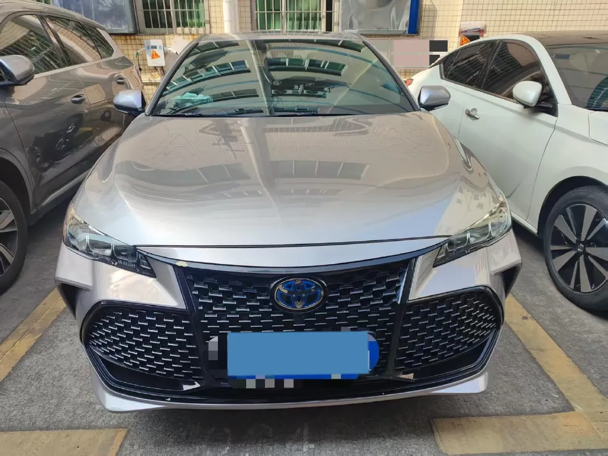 2019 Toyota Avalon 2.5L 178HP L4 E-CVT Hybrid,autocango,china used car exporter,china ev exporter,chinese used car exporter,chinese used ev exporter