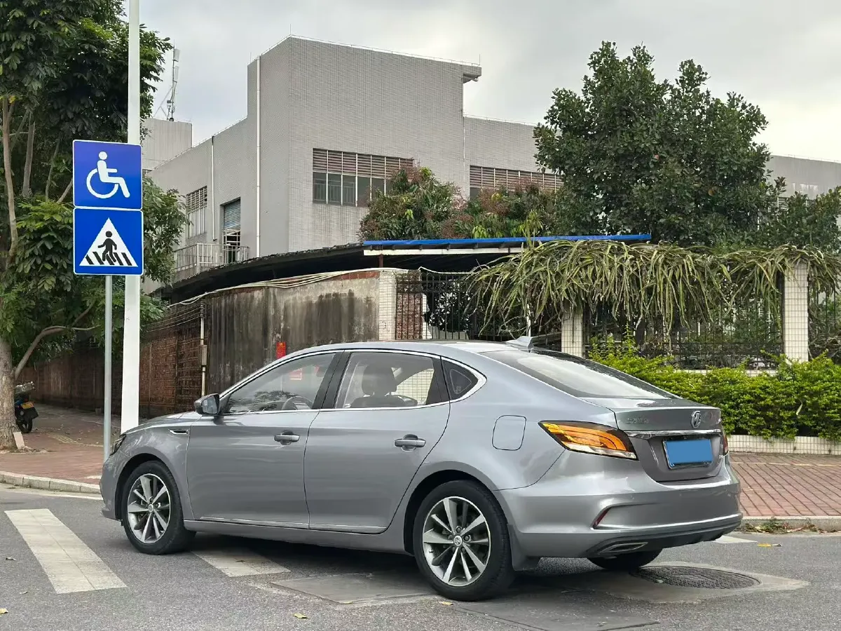 2019 MAXUS XinTu V80 2.5T 136HP L4 6AMT,autocango,china used car exporter,china ev exporter,chinese used car exporter,chinese used ev exporter