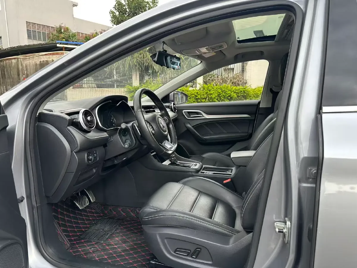 2019 MAXUS XinTu V80 2.5T 136HP L4 6AMT,autocango,china used car exporter,china ev exporter,chinese used car exporter,chinese used ev exporter